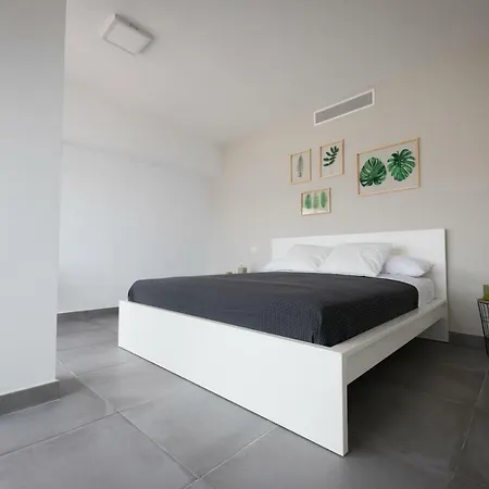 Fantastico Atico En Primera Linea De Playa アパート *