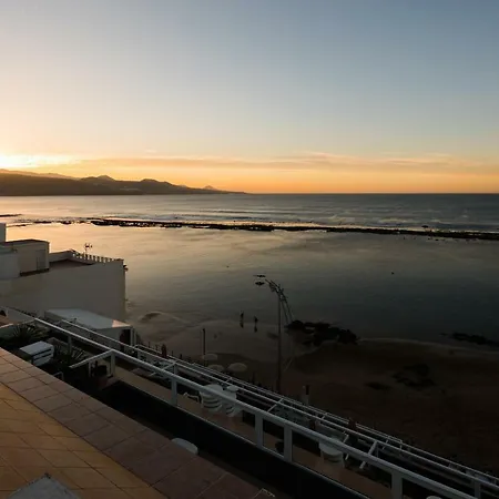 Fantastico Atico En Primera Linea De Playa * Las Palmas de Gran Canaria